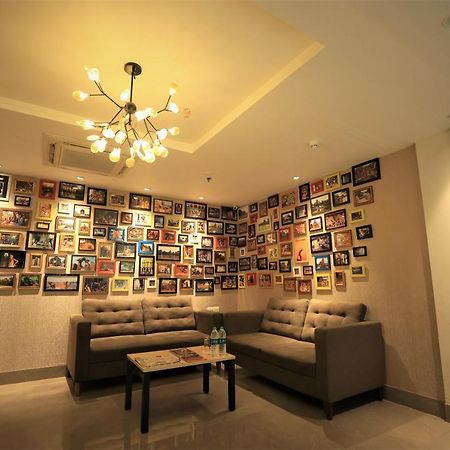 Hotel Crystal Urban Park Bhubaneswar Exterior foto