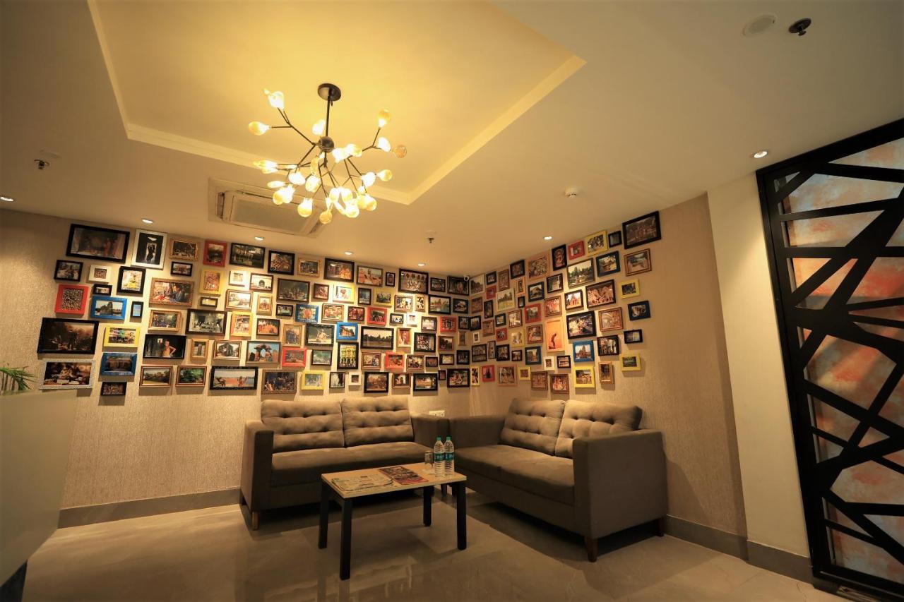 Hotel Crystal Urban Park Bhubaneswar Exterior foto